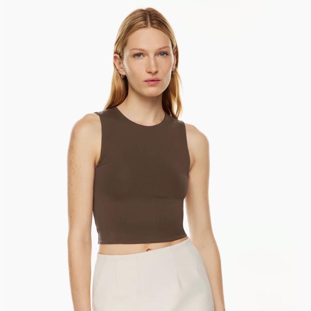 BRAND NEW with tags Aritzia Babaton Contour Muscle Tank.